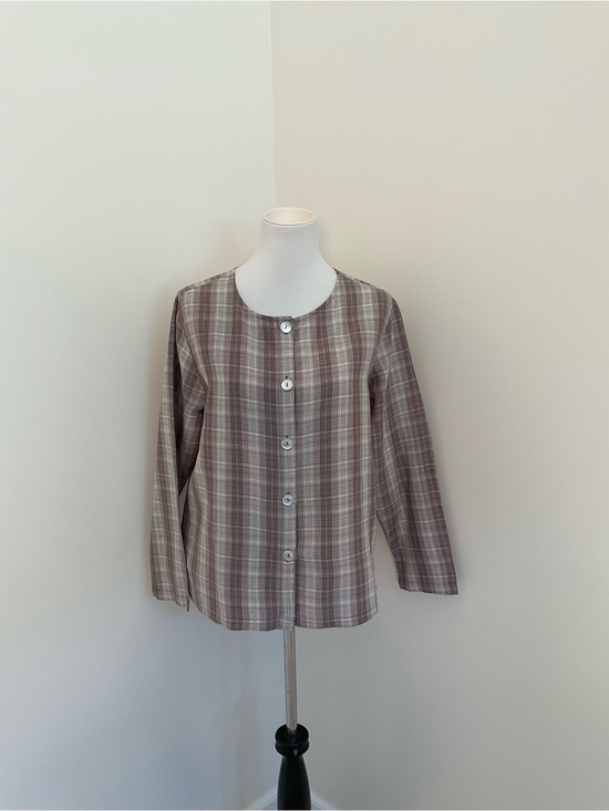 kathy ireland Tops - Kathy Ireland Women's Plaid Button-Down Tunic Shirt - Brown & White